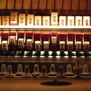 دانلود آهنگ QKThr از Aphex Twin