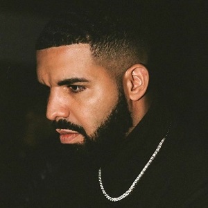دانلود آهنگ Passionfruit از Drake